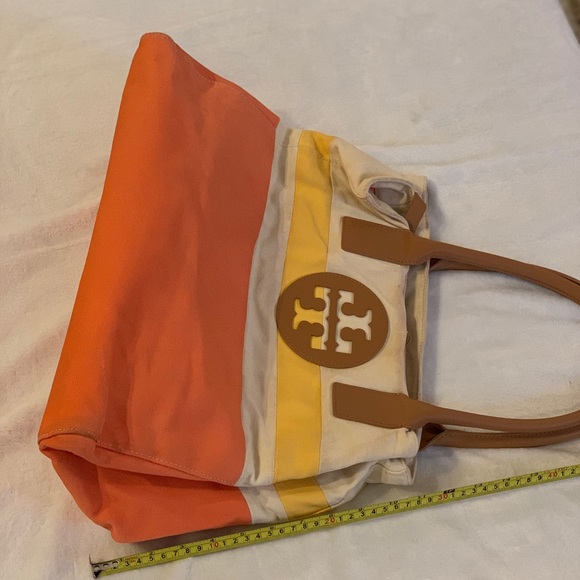 Tory Burch White, Yellow, Peach, and Tan Beach Bag! - Picture 10 of 13